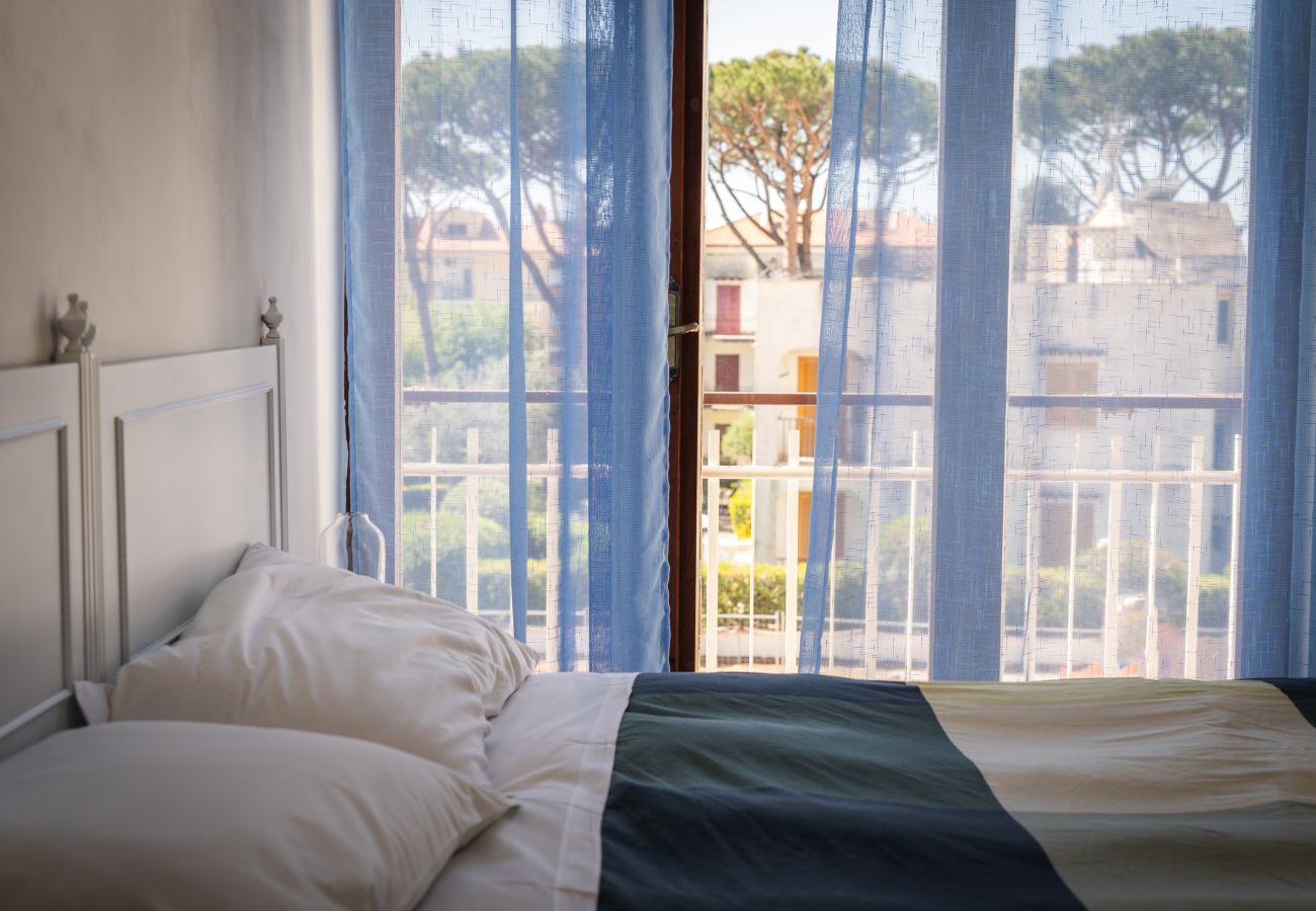 Apartment in Sperlonga - Nice one bedroom apartment a stone's throw from the sea