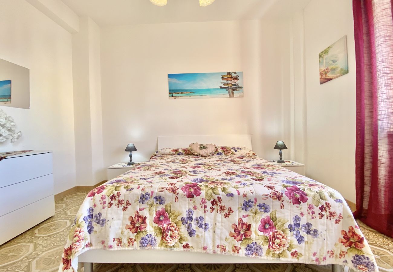 Apartment in Sperlonga - New, comfortable at 200 meters from the sea