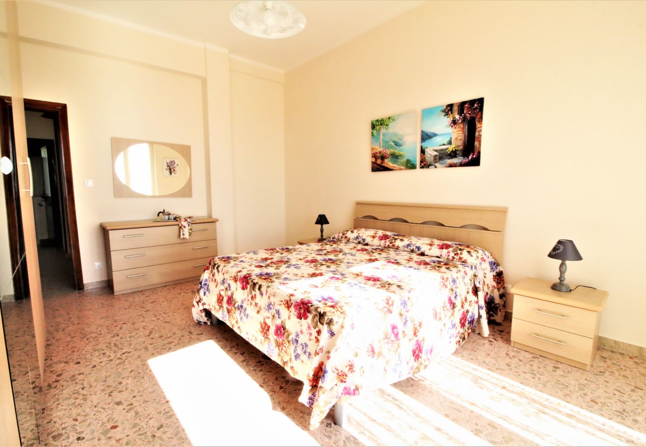 Apartment in Sperlonga - fantastic for a holiday with vistal sea