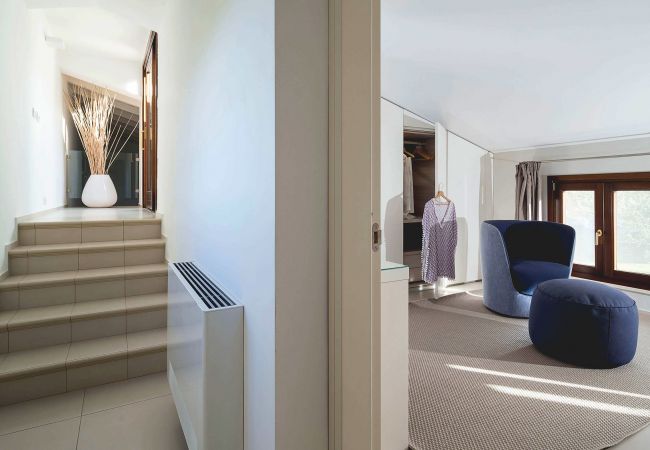 Villa in Cefalù - Seafront villa with terrace, Cefalù, Sicily Villa in Cefalù - Seafront villa with terrace, Cefalù, Sicily