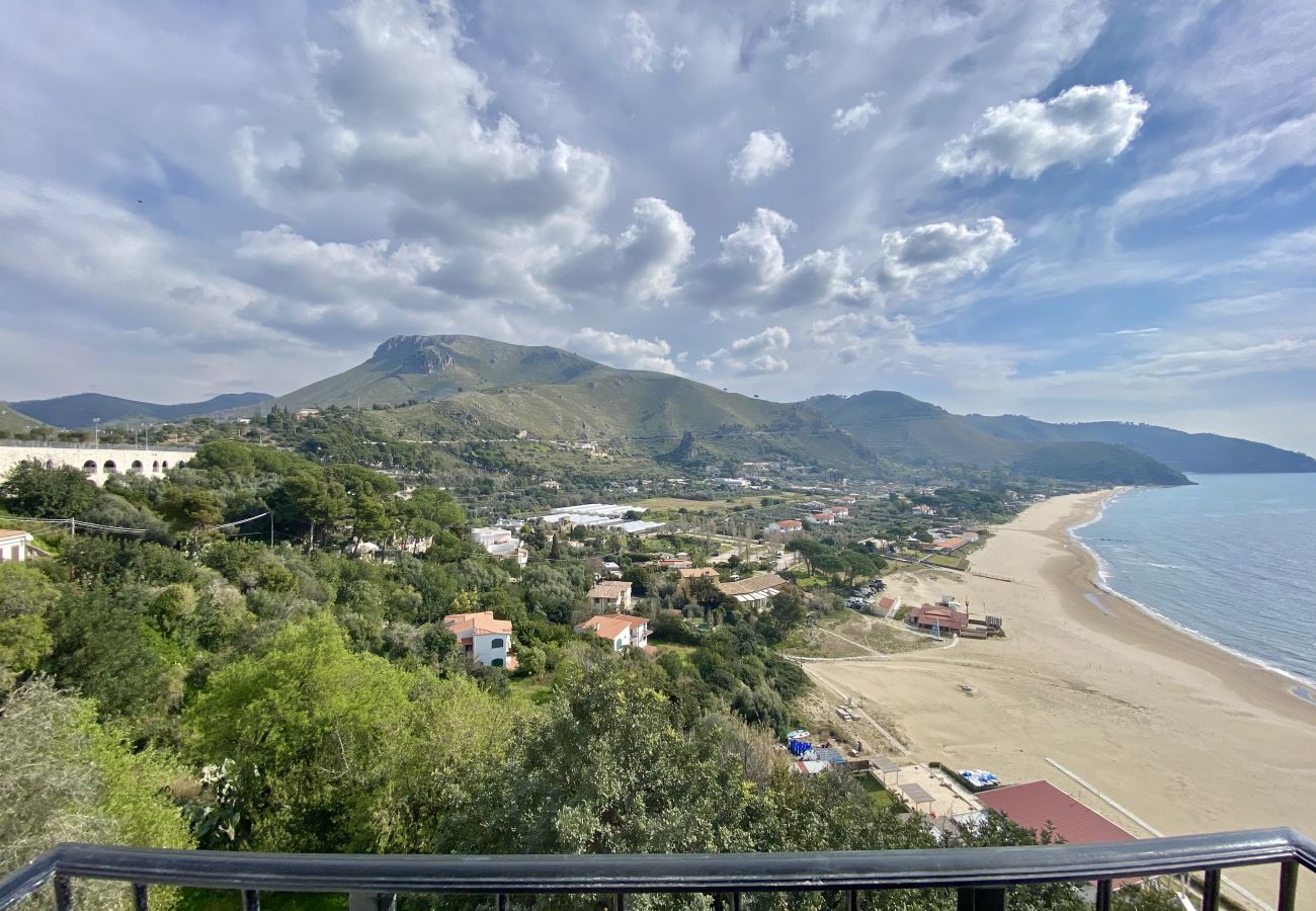 Apartment in Sperlonga - Fantastic two-room apartment with sea view