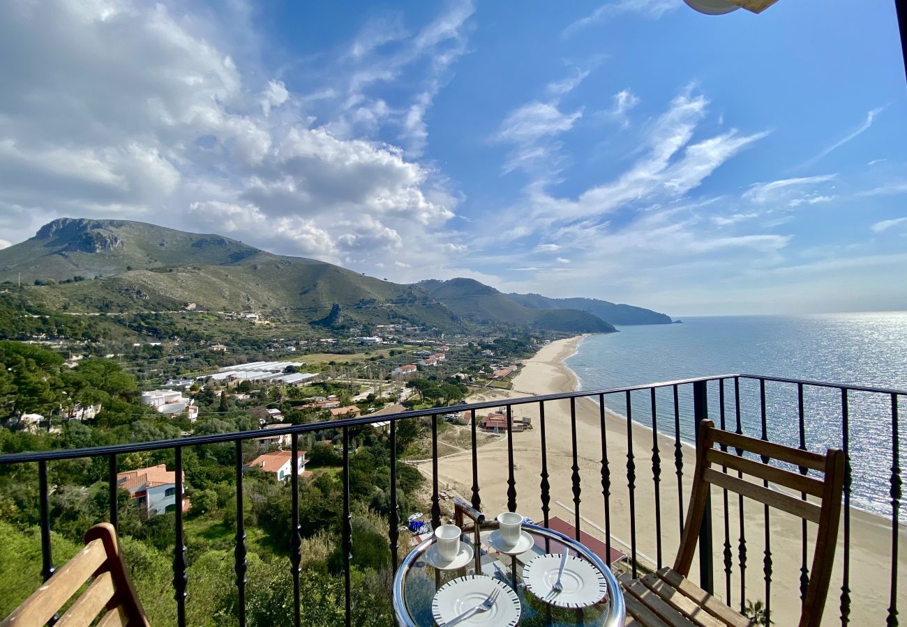 Apartment in Sperlonga - Fantastic two-room apartment with sea view