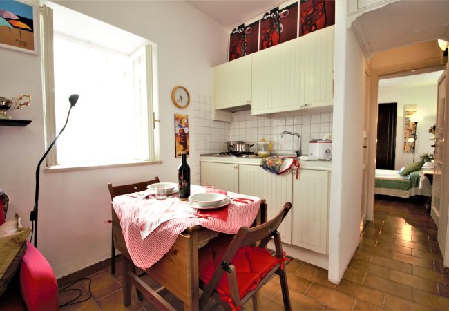 Apartment in Sperlonga - Lovely two-room apartment in the historic center Apartment in Sperlonga - Lovely two-room apartment in the historic center
