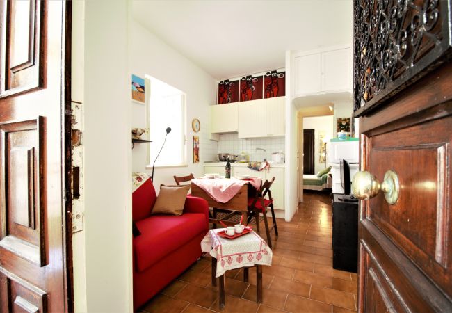 Apartment in Sperlonga - Lovely two-room apartment in the historic center