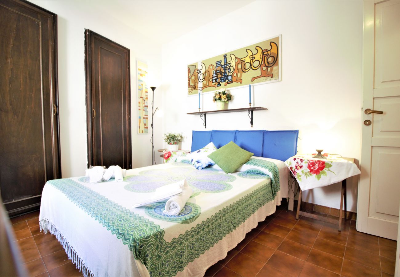 Apartment in Sperlonga - Lovely two-room apartment in the historic center