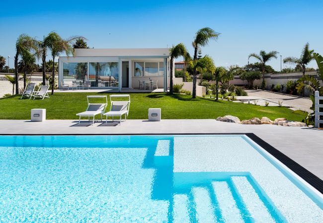 House in Marsala - Beautiful house. 300 metres from beach. Shared pool. Marsala, Sicily - Diantia House in Marsala - Beautiful house. 300 metres from beach. Shared pool. Marsala, Sicily - Diantia