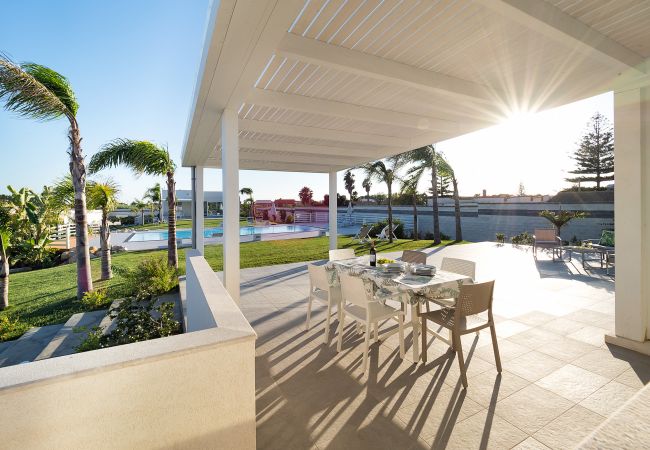 House in Marsala - Beautiful house. 300 metres from beach. Shared pool. Marsala, Sicily - Diantia House in Marsala - Beautiful house. 300 metres from beach. Shared pool. Marsala, Sicily - Diantia