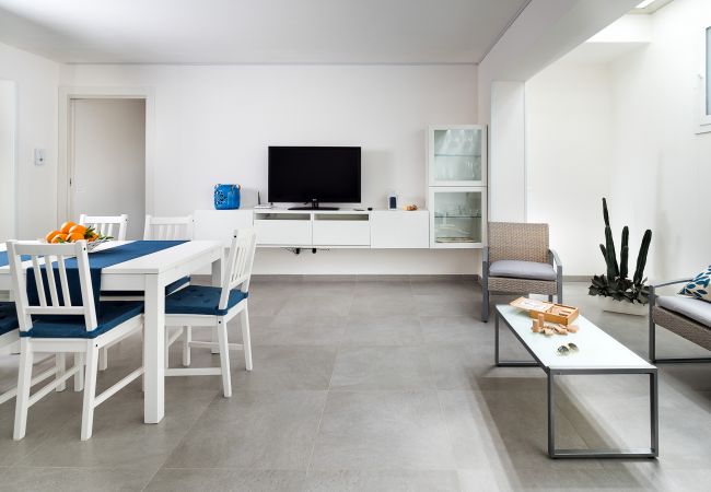 House in Marsala - Beautiful house. 300 metres from beach. Shared pool. Marsala, Sicily - Diantia House in Marsala - Beautiful house. 300 metres from beach. Shared pool. Marsala, Sicily - Diantia