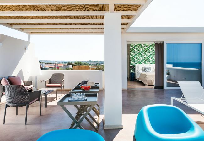 Villa in Noto - Seafront villa with pool near Syracuse, Sicily - Palma - 8 pax Villa in Noto - Seafront villa with pool near Syracuse, Sicily - Palma - 8 pax