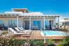 Villa in Noto - Seafront villa with pool near Syracuse, Sicily - Palma - 8 pax Villa in Noto - Seafront villa with pool near Syracuse, Sicily - Palma - 8 pax
