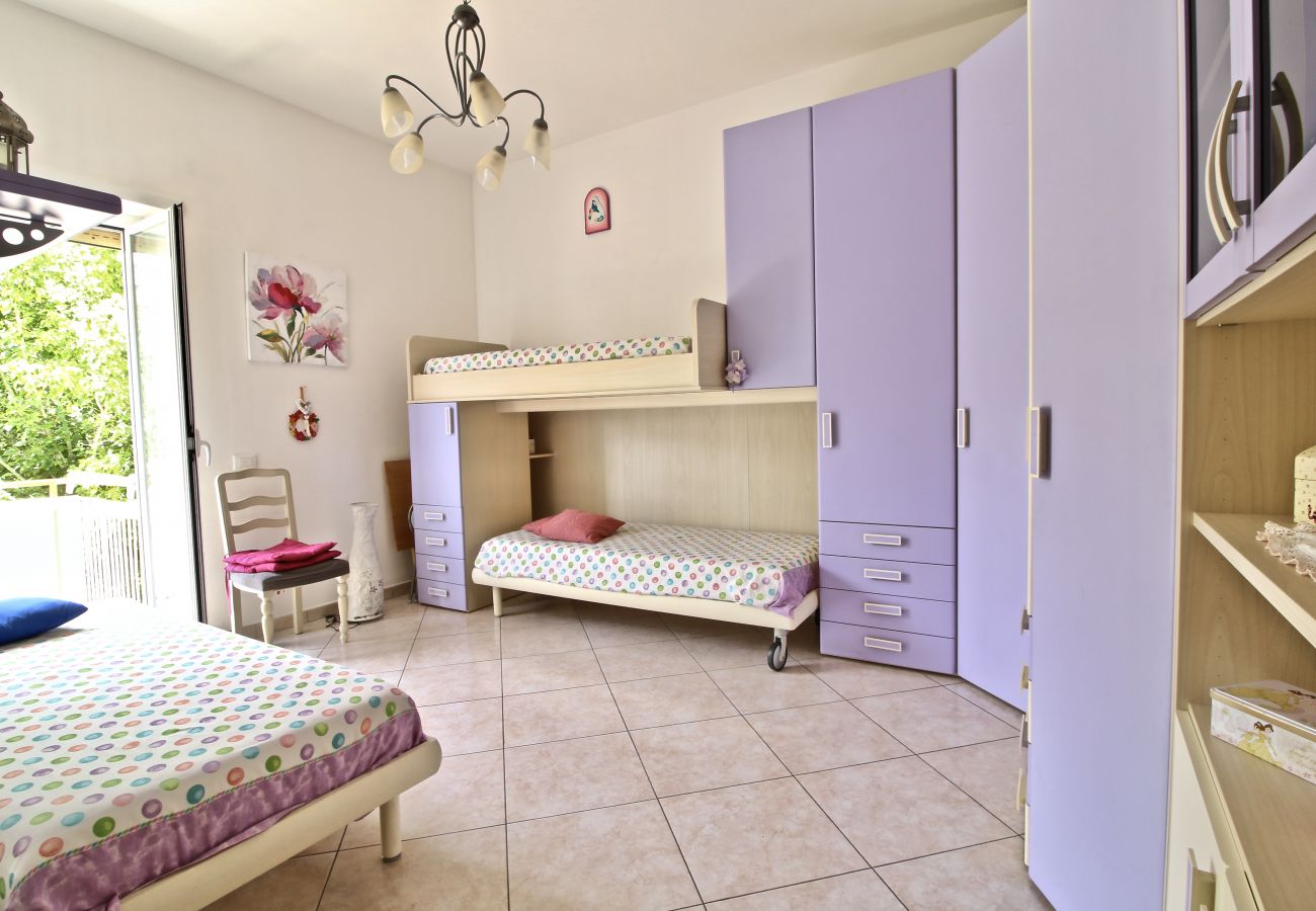 Apartment in Terracina - Fantastic sea view house just steps from the beach