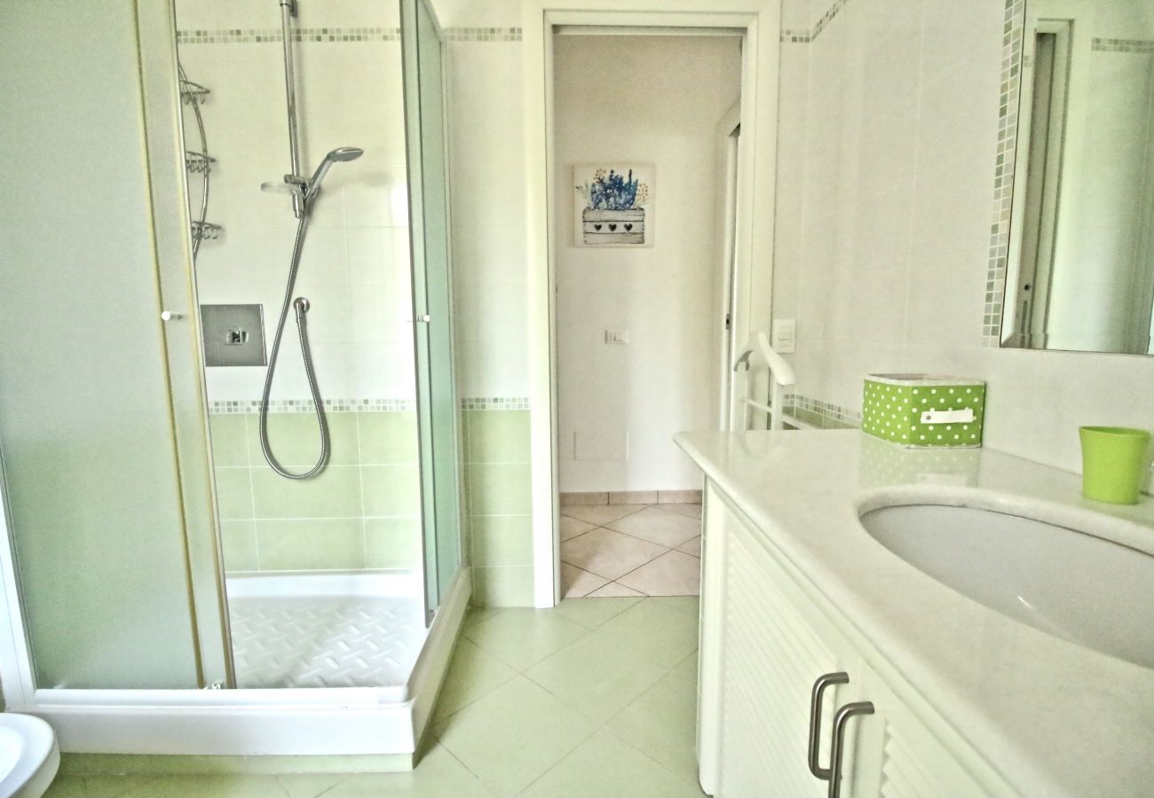 Apartment in Terracina - Fantastic sea view house just steps from the beach