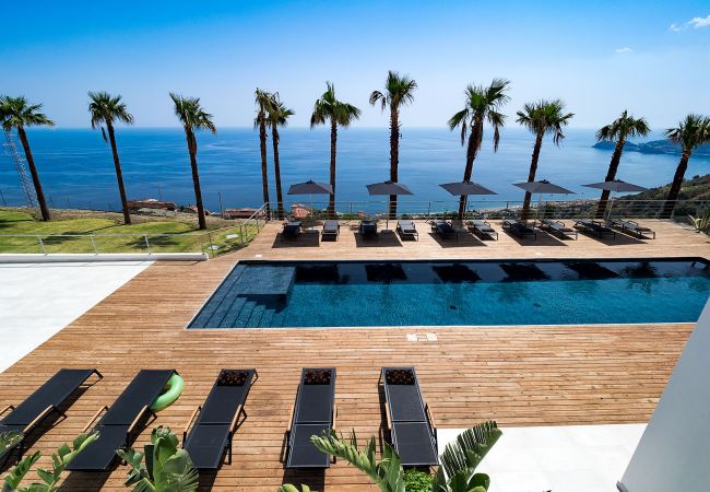 Villa in Letojanni - Luxury villa with pool in Taormina, Sicily Villa in Letojanni - Luxury villa with pool in Taormina, Sicily