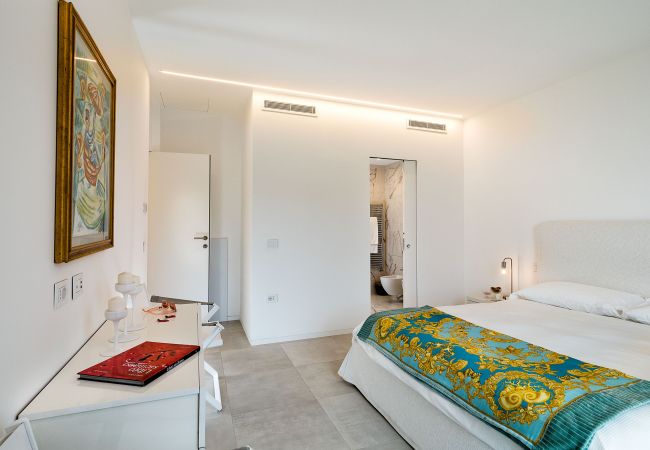 Villa in Letojanni - Luxury villa with pool in Taormina, Sicily Villa in Letojanni - Luxury villa with pool in Taormina, Sicily