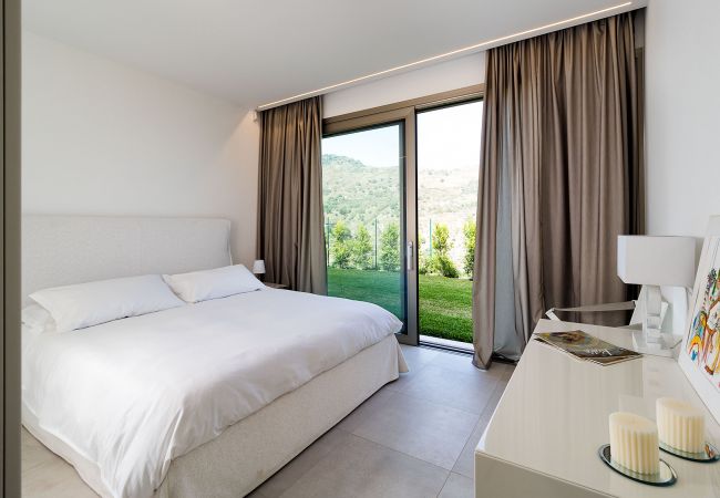 Villa in Letojanni - Luxury villa with pool in Taormina, Sicily Villa in Letojanni - Luxury villa with pool in Taormina, Sicily