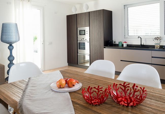 Villa in Noto - Seafront villa with pool near Syracuse, Sicily  - Fico d'India, 8 pax Villa in Noto - Seafront villa with pool near Syracuse, Sicily  - Fico d'India, 8 pax