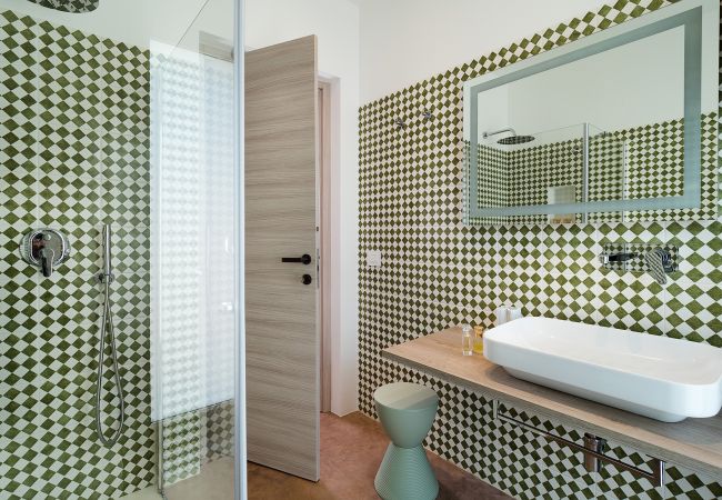 Villa in Noto - Seafront villa with pool near Syracuse, Sicily  - Fico d'India, 8 pax Villa in Noto - Seafront villa with pool near Syracuse, Sicily  - Fico d'India, 8 pax