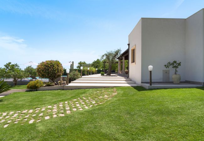 Villa in Noto - Country house with private pool in Noto, Sicily Villa in Noto - Country house with private pool in Noto, Sicily