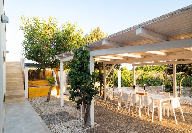 Villa in Ispica - Seafront villa in Porto Ulisse, Ispica, Sicily Villa in Ispica - Seafront villa in Porto Ulisse, Ispica, Sicily