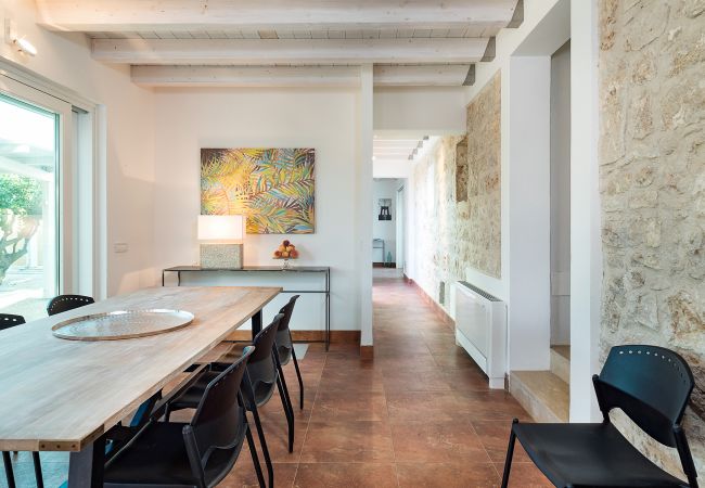 Villa in Ispica - Seafront villa in Porto Ulisse, Ispica, Sicily Villa in Ispica - Seafront villa in Porto Ulisse, Ispica, Sicily