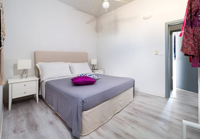 Villa in Ispica - Seafront villa in Porto Ulisse, Ispica, Sicily Villa in Ispica - Seafront villa in Porto Ulisse, Ispica, Sicily