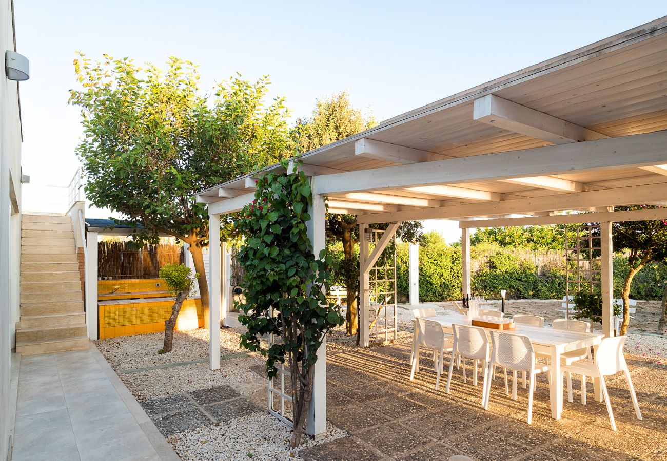 Villa in Ispica - Seafront villa in Porto Ulisse, Ispica, Sicily