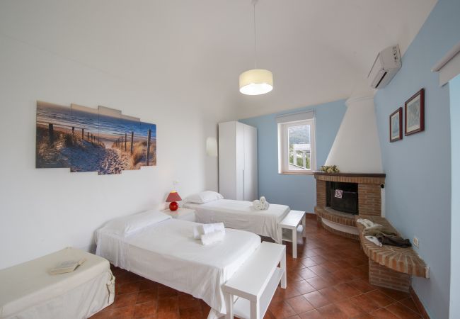House in Praiano - Casa Punta Paradiso - Romantic Seaside Retreat House in Praiano - Casa Punta Paradiso - Romantic Seaside Retreat