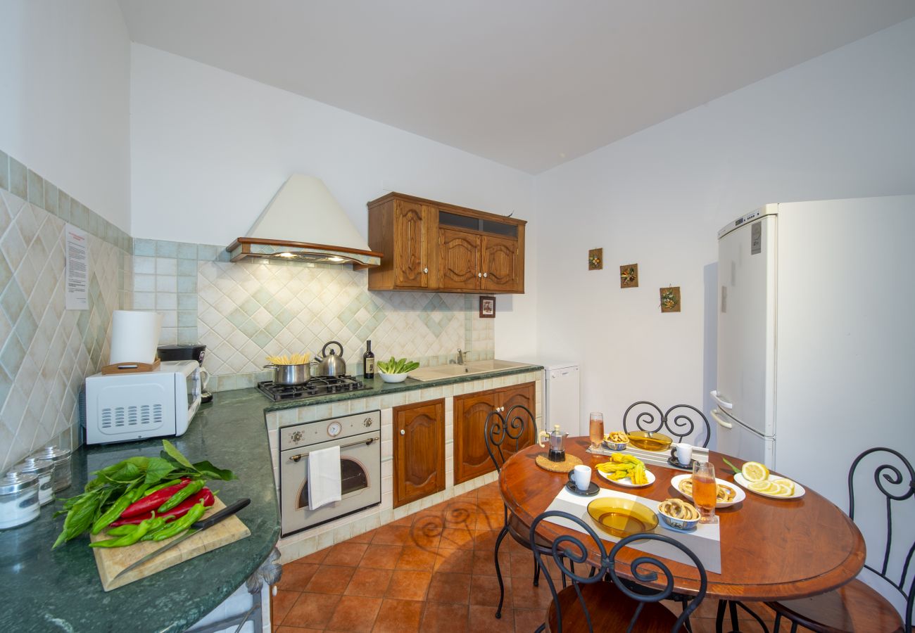 House in Praiano - Casa Punta Paradiso - Romantic Seaside Retreat