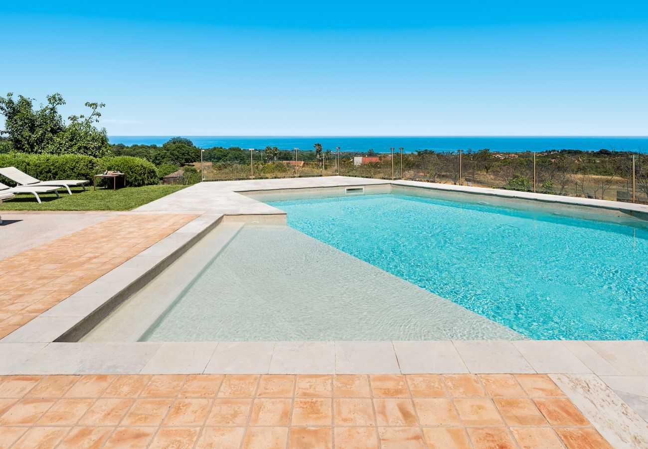 Villa in Zafferana Etnea - Villa with private pool, wellness and small football pitch