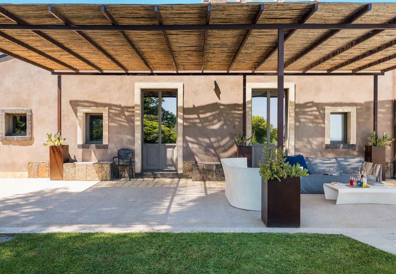 Villa in Zafferana Etnea - Villa with private pool, wellness and small football pitch