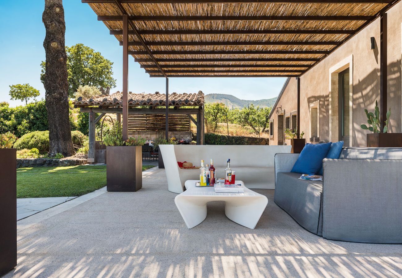 Villa in Zafferana Etnea - Villa with private pool, wellness and small football pitch