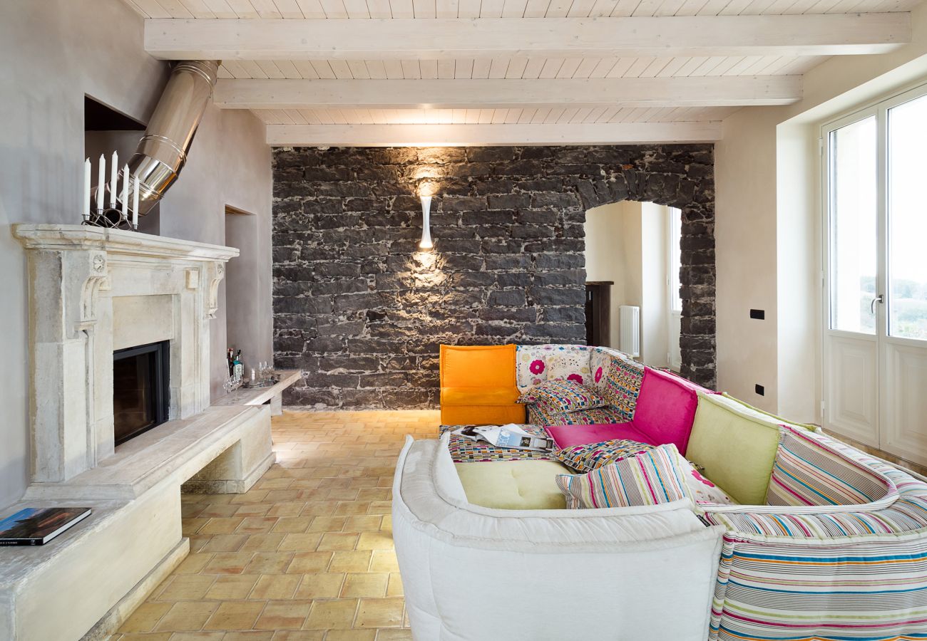 Villa in Zafferana Etnea - Villa with private pool, wellness and small football pitch