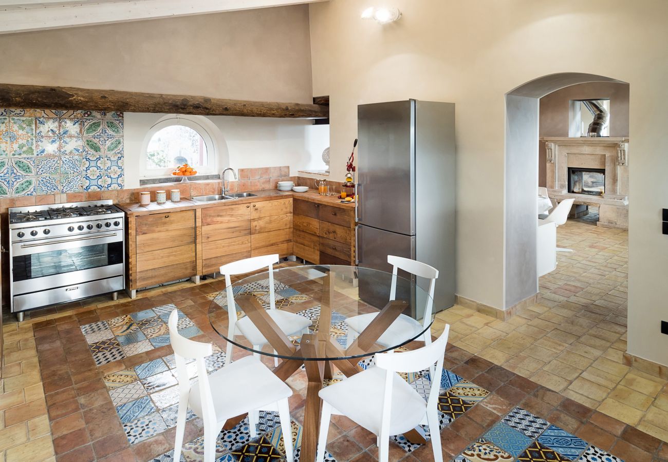 Villa in Zafferana Etnea - Villa with private pool, wellness and small football pitch