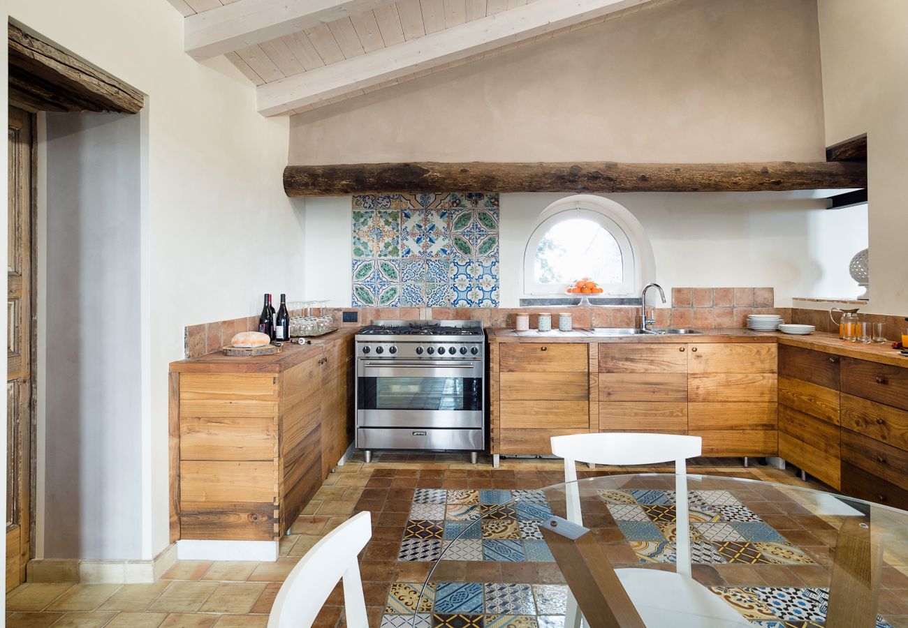 Villa in Zafferana Etnea - Villa with private pool, wellness and small football pitch