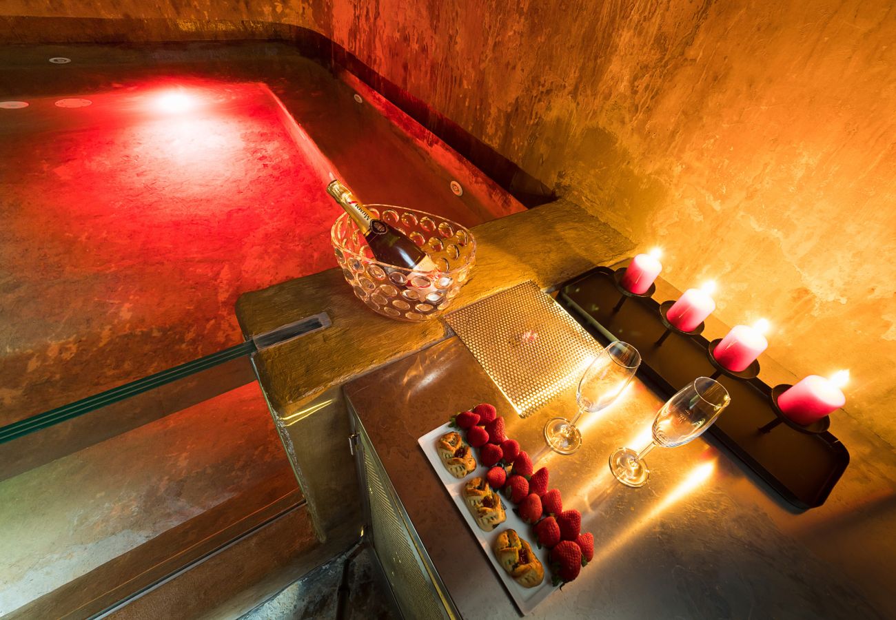 Villa in Zafferana Etnea - Villa with private pool, wellness and small football pitch