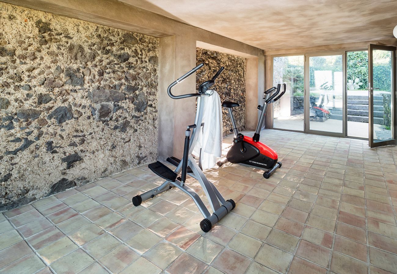 Villa in Zafferana Etnea - Villa with private pool, wellness and small football pitch