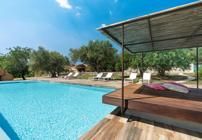 Villa in Scicli - Luxury villa with pool, external kitchen in Scicli, Sicily Villa in Scicli - Luxury villa with pool, external kitchen in Scicli, Sicily