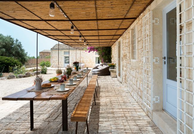 Villa in Scicli - Luxury villa with pool, external kitchen in Scicli, Sicily Villa in Scicli - Luxury villa with pool, external kitchen in Scicli, Sicily