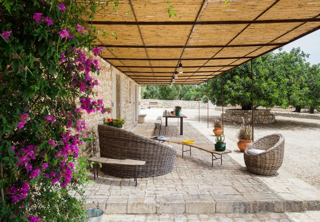 Villa in Scicli - Luxury villa with pool, external kitchen in Scicli, Sicily Villa in Scicli - Luxury villa with pool, external kitchen in Scicli, Sicily