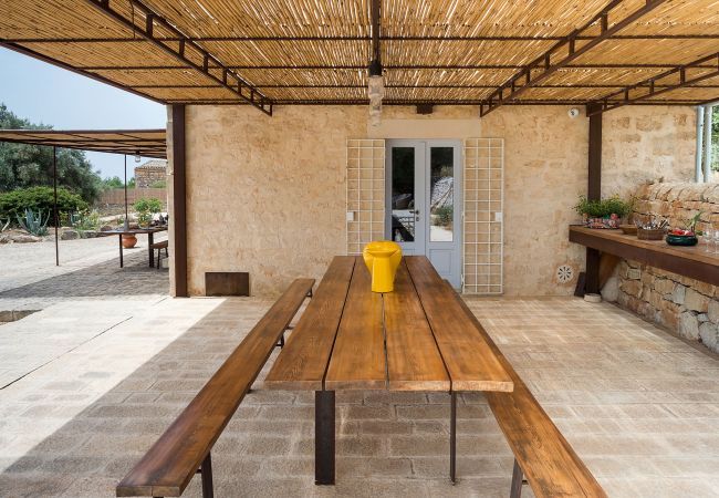 Villa in Scicli - Luxury villa with pool, external kitchen in Scicli, Sicily Villa in Scicli - Luxury villa with pool, external kitchen in Scicli, Sicily