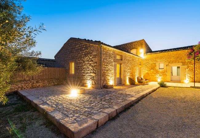 Villa in Scicli - Luxury villa with pool, external kitchen in Scicli, Sicily Villa in Scicli - Luxury villa with pool, external kitchen in Scicli, Sicily