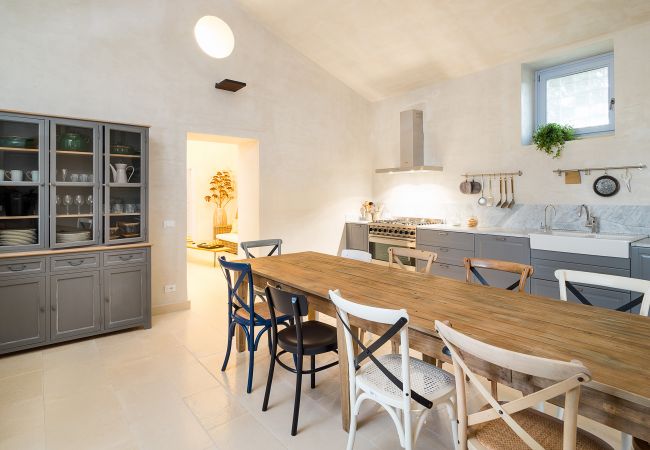 Villa in Scicli - Luxury villa with pool, external kitchen in Scicli, Sicily Villa in Scicli - Luxury villa with pool, external kitchen in Scicli, Sicily