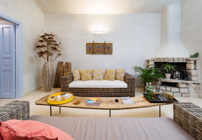 Villa in Scicli - Luxury villa with pool, external kitchen in Scicli, Sicily Villa in Scicli - Luxury villa with pool, external kitchen in Scicli, Sicily