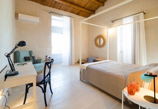 Villa in Scicli - Luxury villa with pool, external kitchen in Scicli, Sicily Villa in Scicli - Luxury villa with pool, external kitchen in Scicli, Sicily