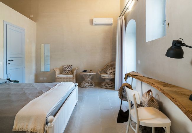 Villa in Scicli - Luxury villa with pool, external kitchen in Scicli, Sicily Villa in Scicli - Luxury villa with pool, external kitchen in Scicli, Sicily