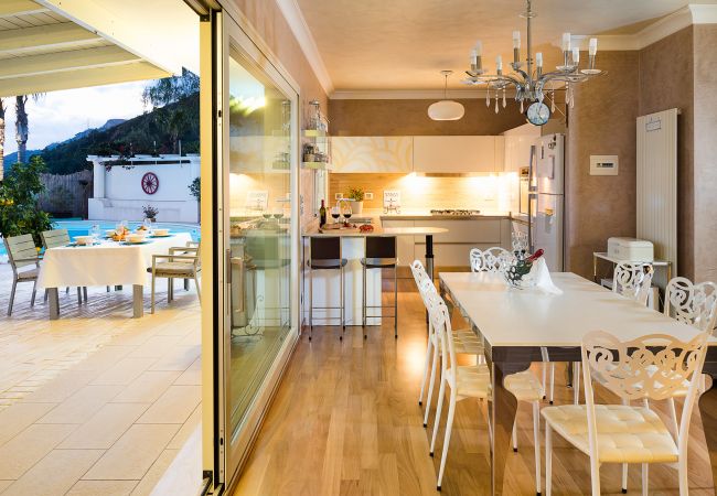 Villa in Taormina - Pool villa with sea view near Taormina, Sicily Villa in Taormina - Pool villa with sea view near Taormina, Sicily