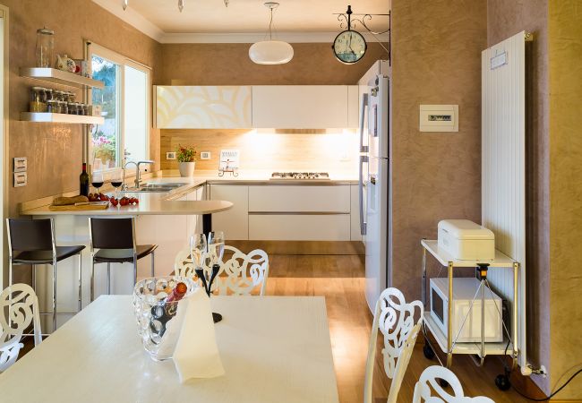 Villa in Taormina - Pool villa with sea view near Taormina, Sicily Villa in Taormina - Pool villa with sea view near Taormina, Sicily