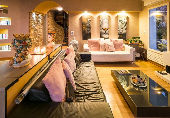 Villa in Taormina - Pool villa with sea view near Taormina, Sicily Villa in Taormina - Pool villa with sea view near Taormina, Sicily