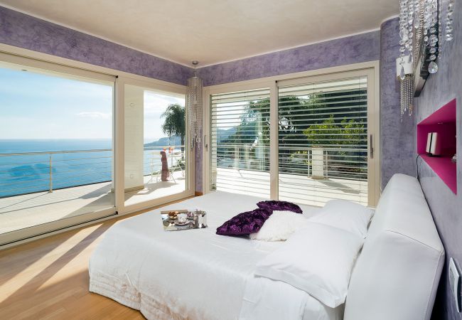 Villa in Taormina - Pool villa with sea view near Taormina, Sicily Villa in Taormina - Pool villa with sea view near Taormina, Sicily