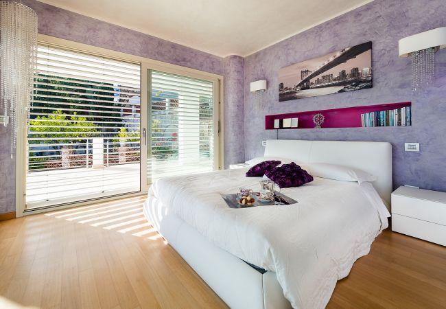 Villa in Taormina - Pool villa with sea view near Taormina, Sicily Villa in Taormina - Pool villa with sea view near Taormina, Sicily